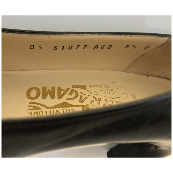 Salvatore Ferragamo Black Leather Low Heel Pumps - Picture 8 of 8
